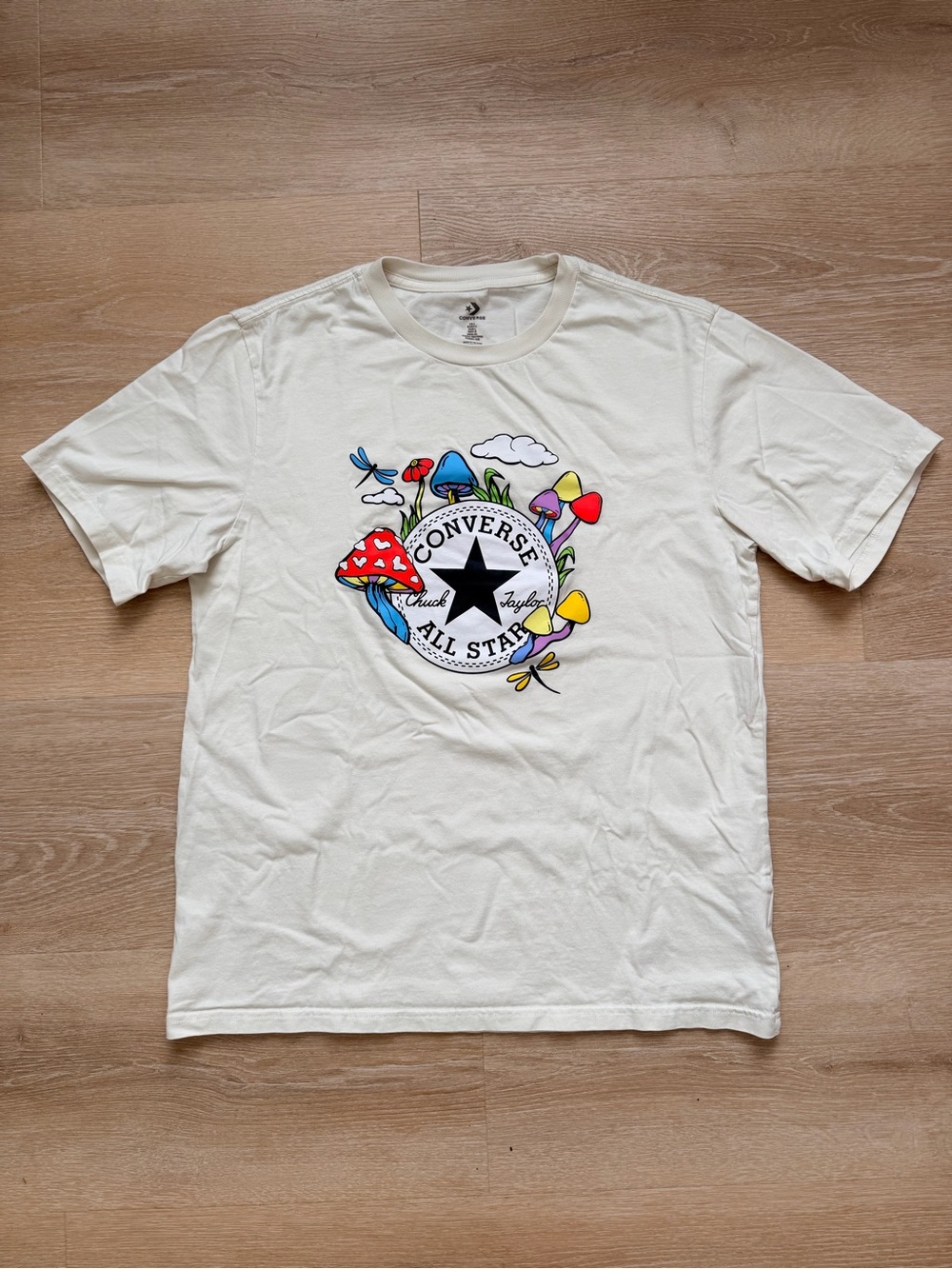 NWOT Converse Chuck Taylor All Star Mushroom Graphic Tee Holographic Men’s L-M
